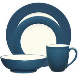 Noritake Blue Colorwave Rim Dinnerware Set